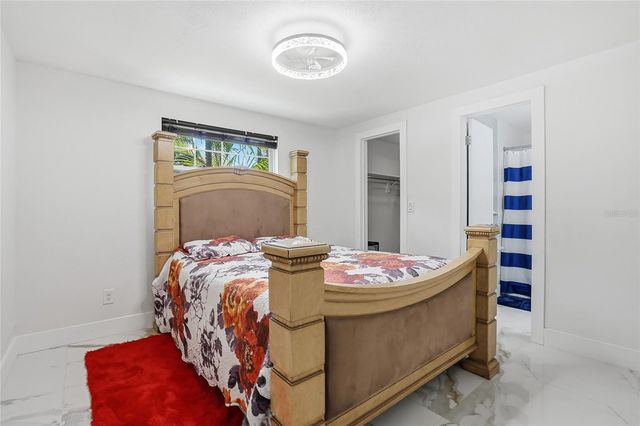 113 W NORTH STREET, Tampa, FL 33604