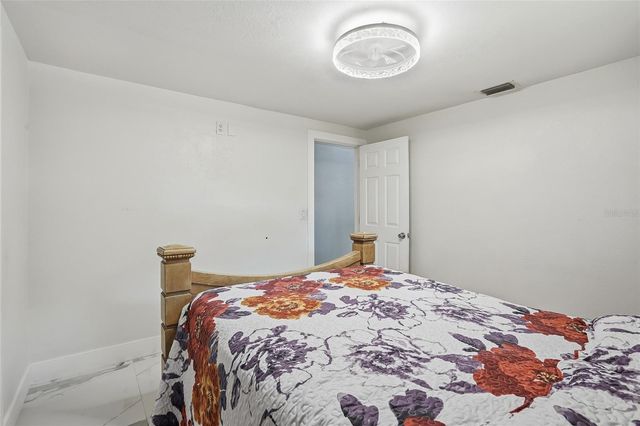 113 W NORTH STREET, Tampa, FL 33604