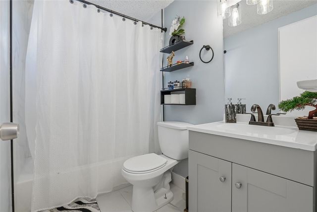 113 W NORTH STREET, Tampa, FL 33604