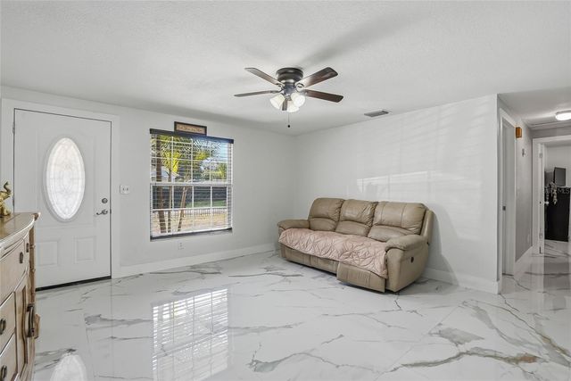 113 W NORTH STREET, Tampa, FL 33604