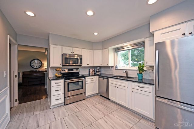 8616 Linderwood Lane, Anderson Twp, OH 45255