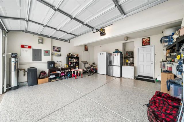 16057 Tanzinite, Chino, CA 91708