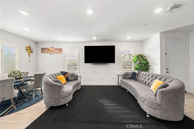 16057 Tanzinite, Chino, CA 91708