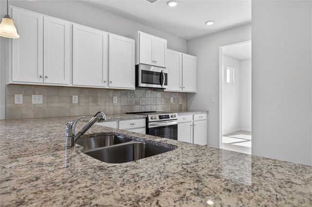 173 Thedford Drive, Hoschton, GA 30548