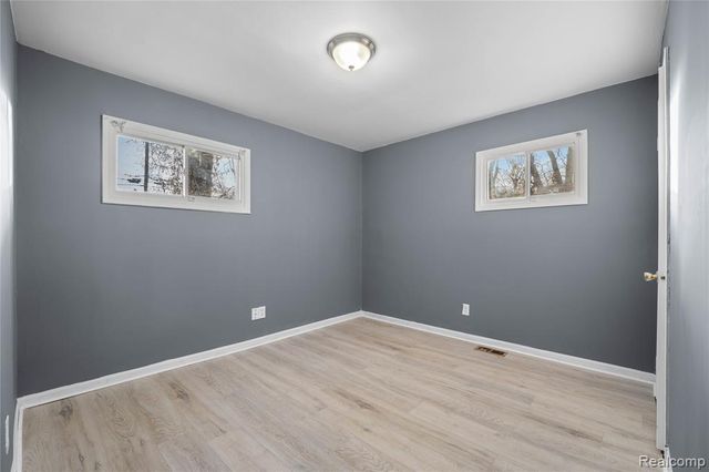 26051 Lehigh Street, Inkster, MI 48141