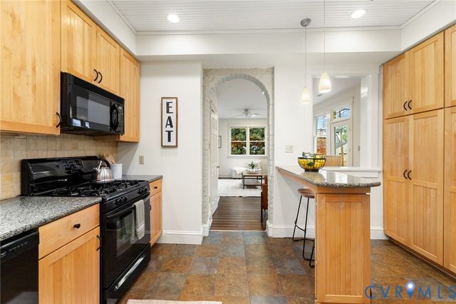 3916 Wythe Ave, Richmond, VA 23221