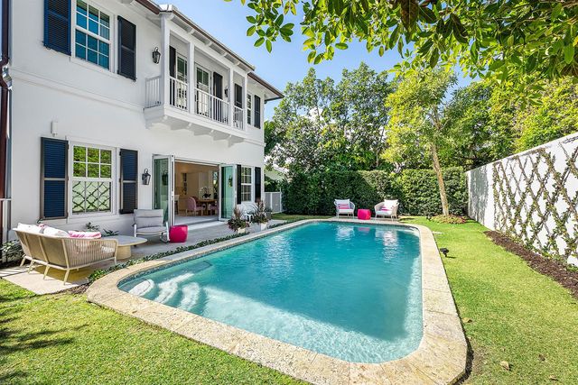 157 Peruvian Avenue, Palm Beach, FL 33480