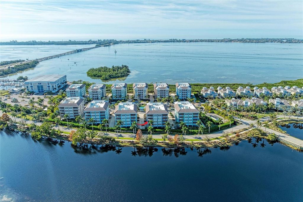 383 ARUBA CIRCLE 203, Bradenton, FL 34209