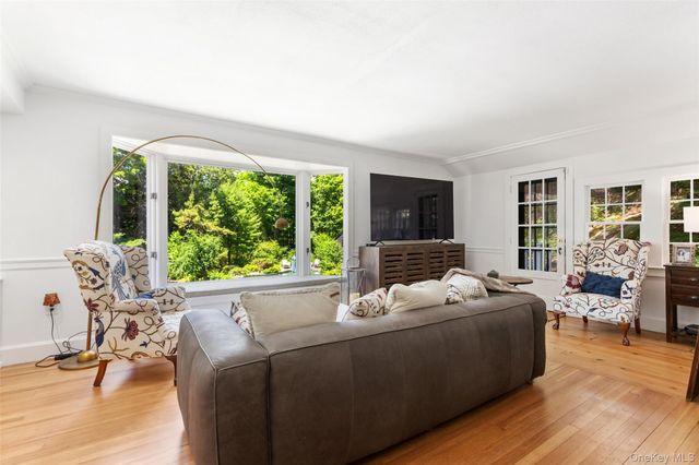 35 Old Snake Hill Road, Pound Ridge, NY 10576