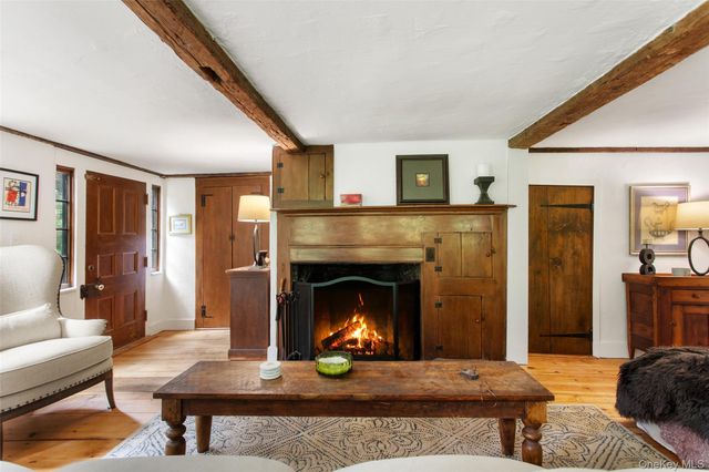 35 Old Snake Hill Road, Pound Ridge, NY 10576