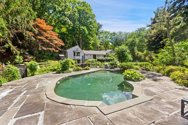 35 Old Snake Hill Road, Pound Ridge, NY 10576