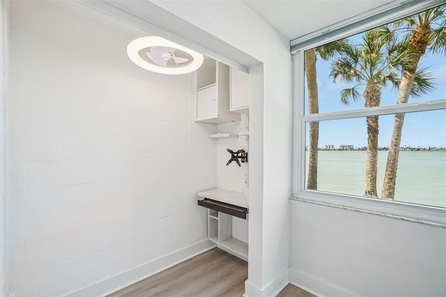 4750 COVE CIRCLE 107, St Petersburg, FL 33708