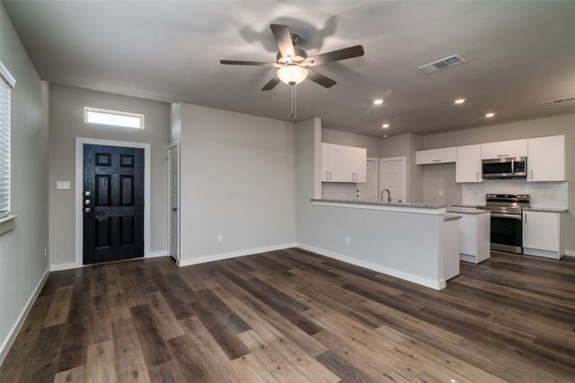 645 Fallow Drive, Venus, TX 76084