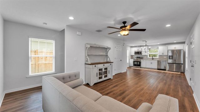 555 E STANFORD STREET, Bartow, FL 33830