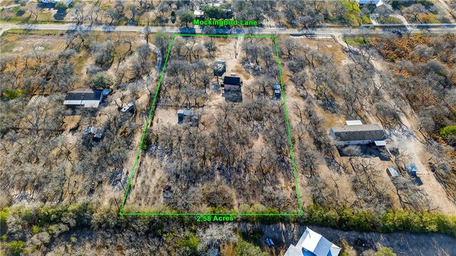 5752 Mockingbird Ln, Mathis, TX 78368