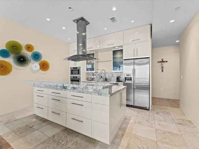 1600 Post Oak Boulevard 1304, Houston, TX 77056