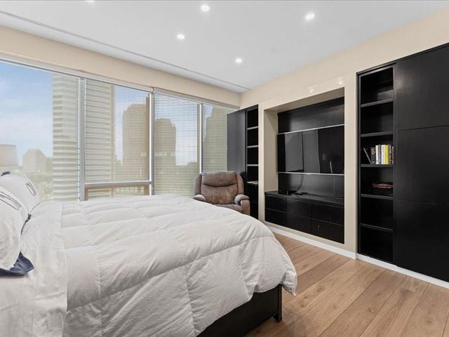 1600 Post Oak Boulevard 1304, Houston, TX 77056