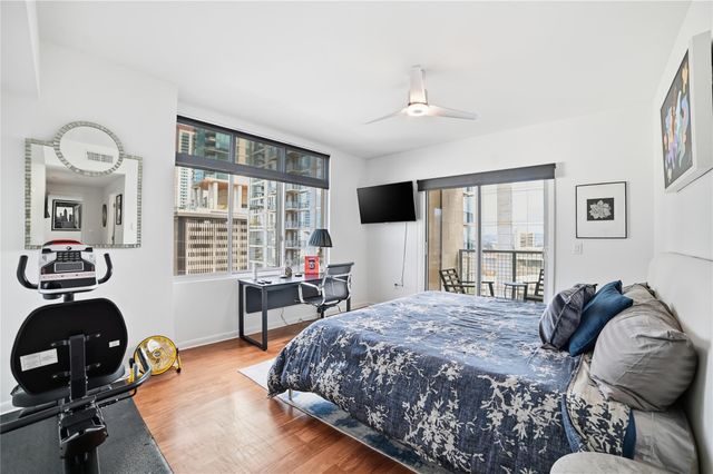 54 Rainey ST 1018, Austin, TX 78701