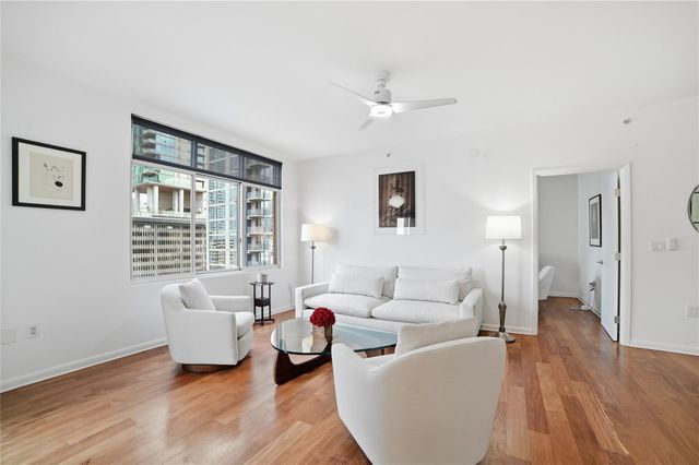 54 Rainey ST 1018, Austin, TX 78701