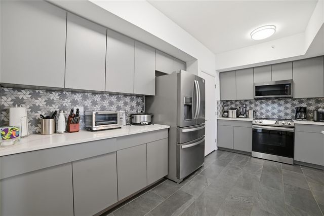 54 Rainey ST 1018, Austin, TX 78701