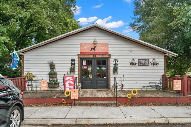 172 Herring Drive, Hoschton, GA 30548