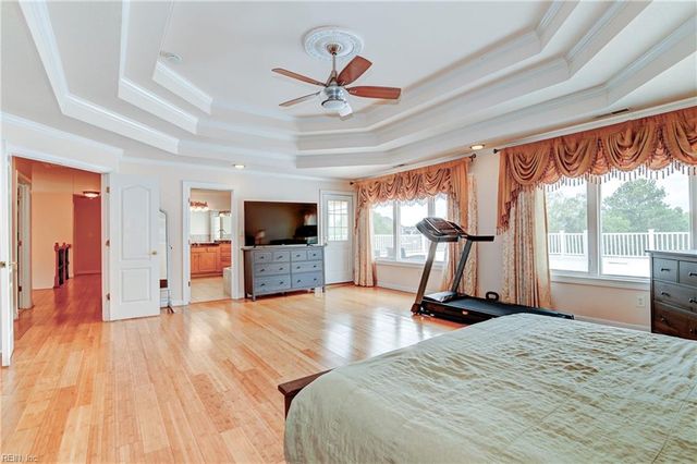 872 Sandoval DR, Virginia Beach, VA 23454