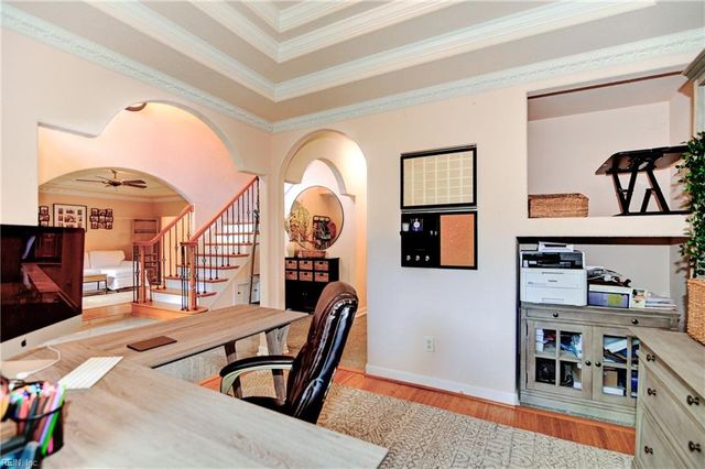 872 Sandoval DR, Virginia Beach, VA 23454