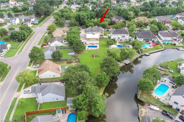 872 Sandoval DR, Virginia Beach, VA 23454
