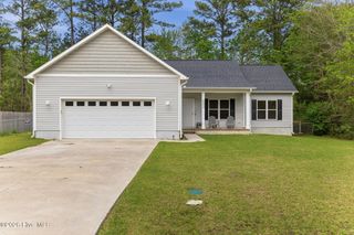 602 Hobbs Drive, Jacksonville, NC 28540