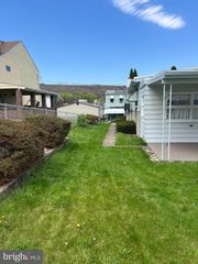 1228 SPRUCE ST, Ashland, PA 17921
