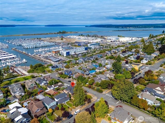 1602 Rucker Ave, Everett, WA 98201