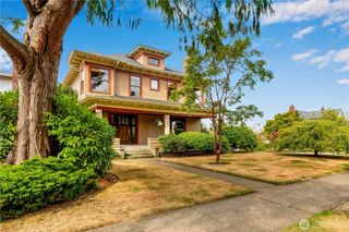 1602 Rucker Ave, Everett, WA 98201