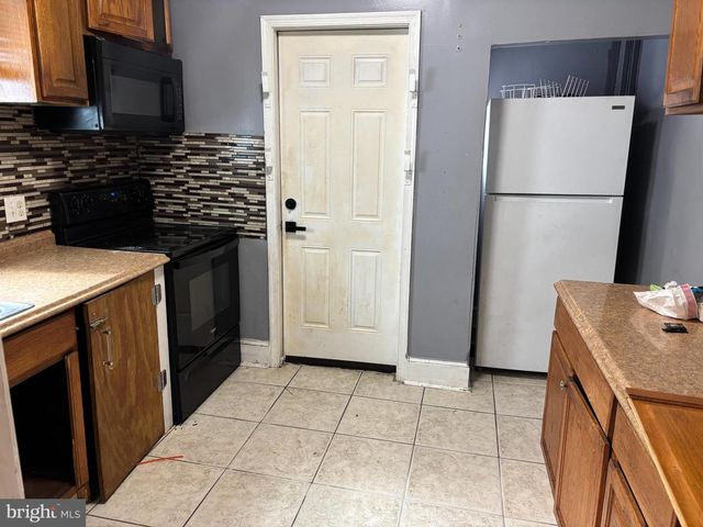 4912 PALMER AVE, Baltimore, MD 21215