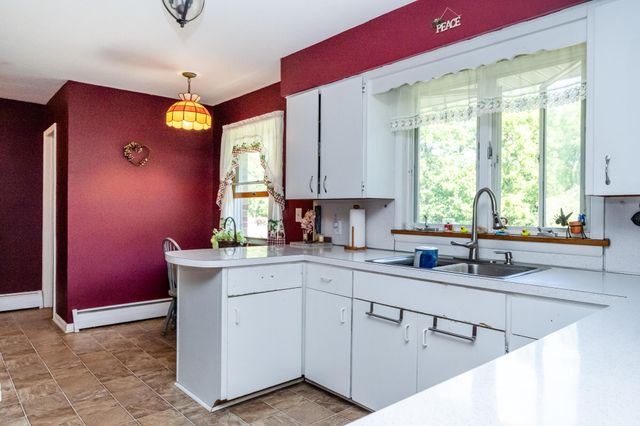 4537 Stanley Avenue, Watervliet, MI 49098