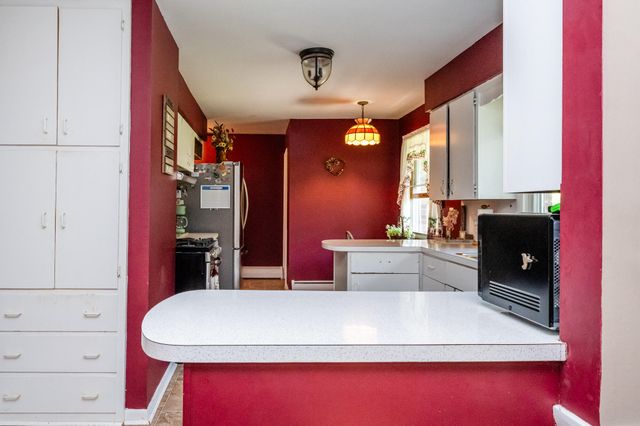 4537 Stanley Avenue, Watervliet, MI 49098