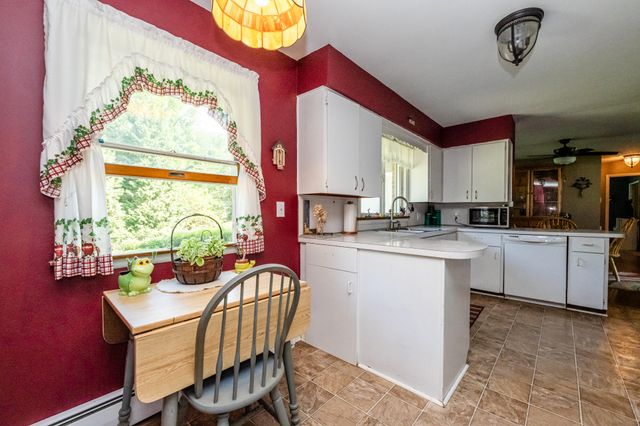 4537 Stanley Avenue, Watervliet, MI 49098