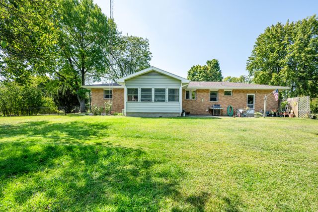 4537 Stanley Avenue, Watervliet, MI 49098