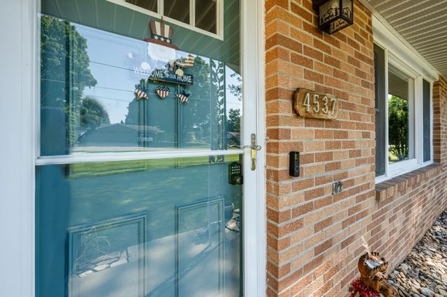 4537 Stanley Avenue, Watervliet, MI 49098