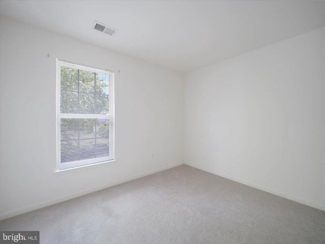 1721 DEARBOUGHT DR, Frederick, MD 21701