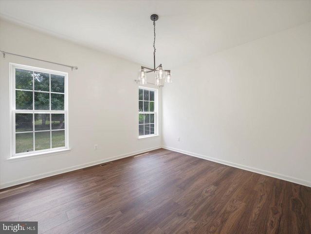 1721 DEARBOUGHT DR, Frederick, MD 21701
