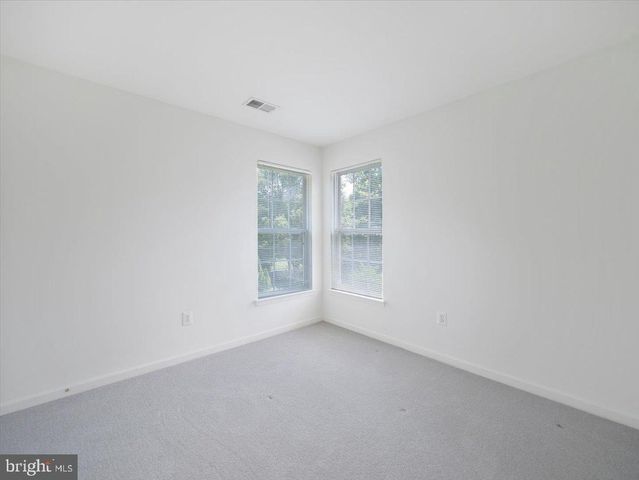 1721 DEARBOUGHT DR, Frederick, MD 21701