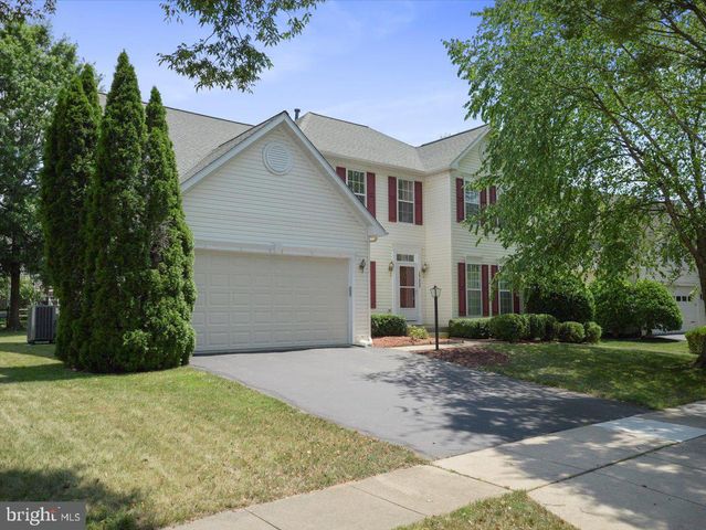 1721 DEARBOUGHT DR, Frederick, MD 21701