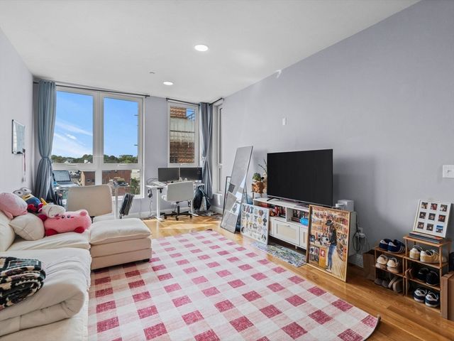 10 Taber Street 603, Boston, MA 02119