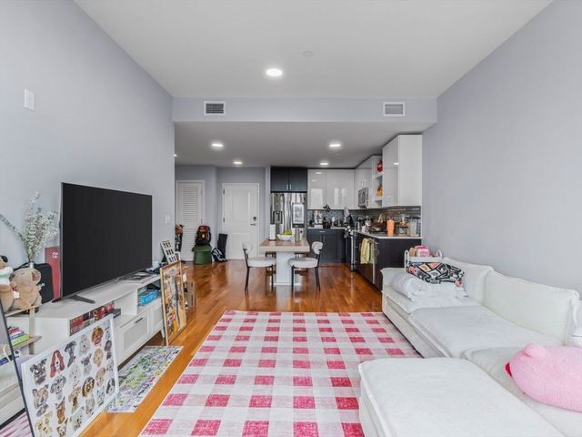 10 Taber Street 603, Boston, MA 02119