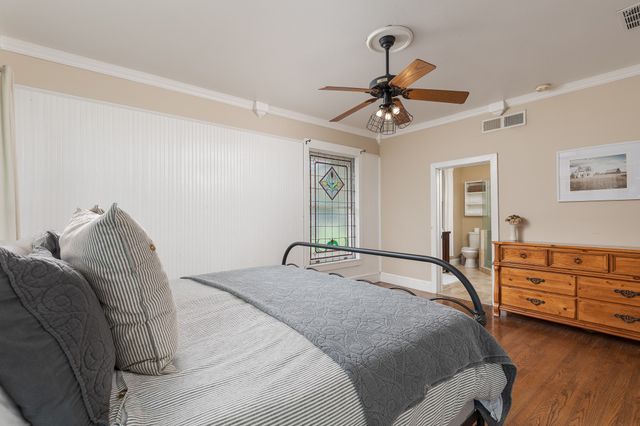 203 E Umphress Street, Van Alstyne, TX 75495