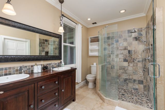 203 E Umphress Street, Van Alstyne, TX 75495