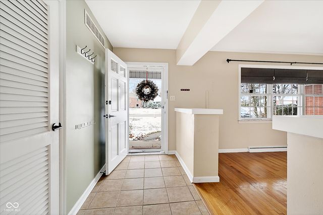 6336 Green Leaves Road, Indianapolis, IN 46220