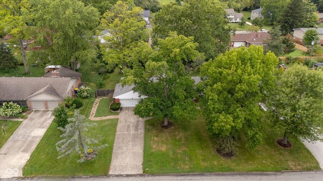 6336 Green Leaves Road, Indianapolis, IN 46220