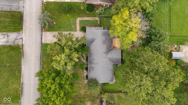 6336 Green Leaves Road, Indianapolis, IN 46220