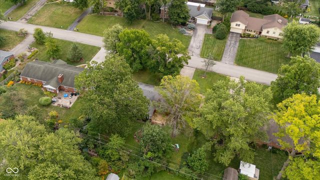 6336 Green Leaves Road, Indianapolis, IN 46220